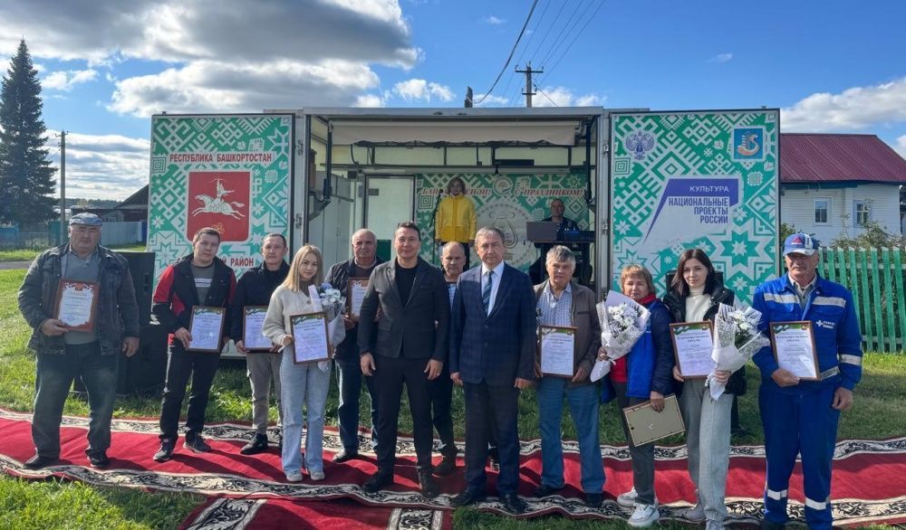 В Салаватском районе успешно завершил работу мобильный комплекс "Поезд здоровья"