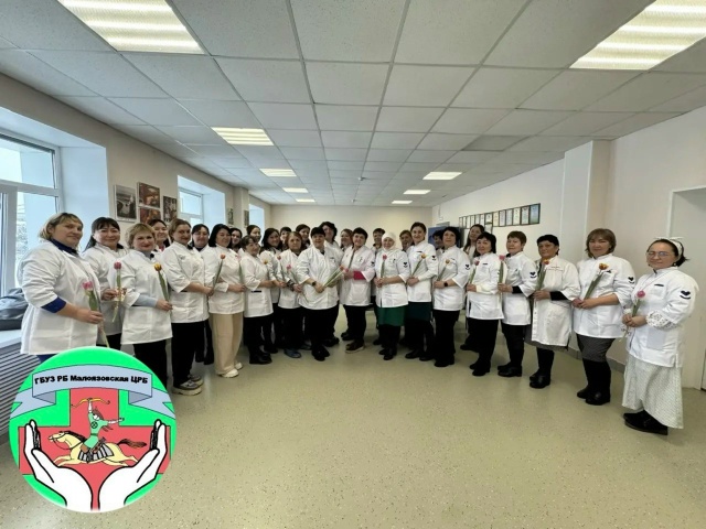 Коллективы ФАП и врачебных амбулаторий сегодня принимали поздравления с наступающим 8 Марта